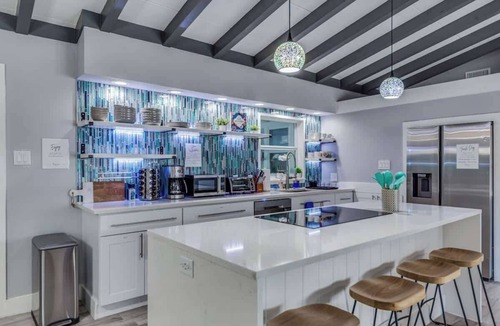 Oak Park - Northwood House | Luxury San Antonio Group Getaway with Heated Pool, Game Room, Poker Room, Grill & Backyard Fun Near Downtown