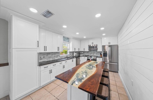 Marco Island House | Marco Island 5BR Home, Heated Pool, Minutes to the Beach, Sleeps 12