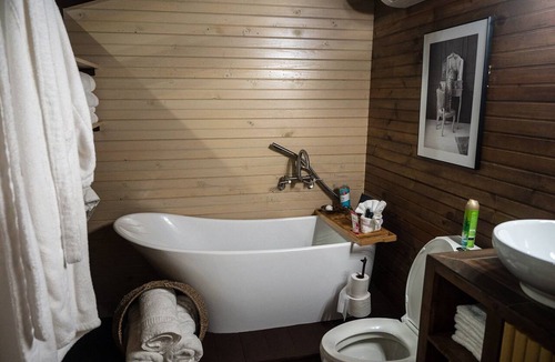 Kerrville Cabin | MARULA - A romantic African Safari in the Texas Hill Country