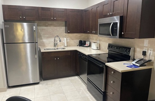 Cultural District Hotel | MEMORIAL CUP Delta Grand Kelowna Sleeps 6 for Fixed Week May 24-31 ,2026