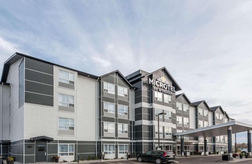 Fort St. John Hotel | Microtel Inn & Suites by Wyndham Fort Saint John