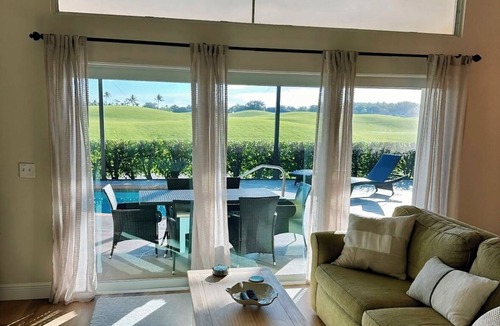 Falcons Glen House | Modern 3-bdrm golf villa with private pool in Falcons Glen, Lely Resort Naples