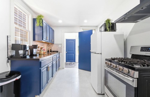Passaic House | Modern 3BR Near NYC & MetLife - Sleeps 6 -Easy Transit