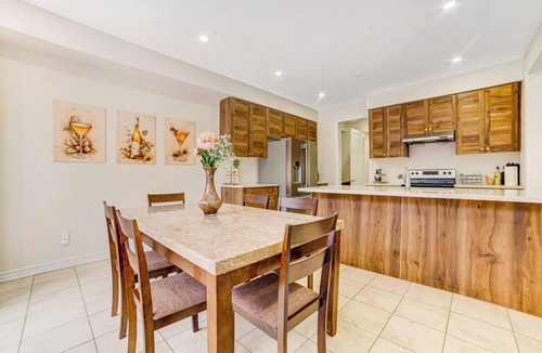 Caledon House | Modern Luxury 5 ⭐ Space in Caledon| Sleeps 8