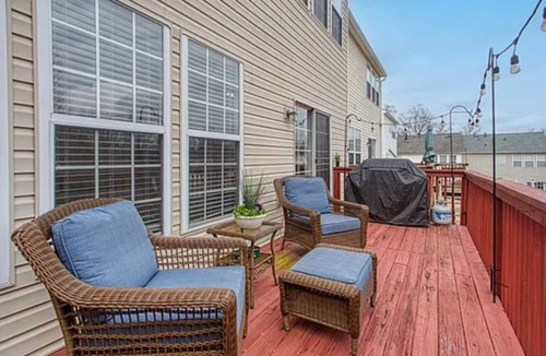 Roswell House | Modern Magnolia-Luxury 3BR Roswell Stay- Perfect for Short Term & Extended Stays