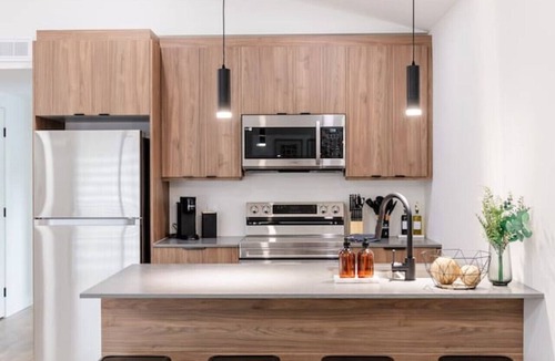 Winnipeg House | Modern, Prime Location & Comfort