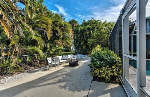 East Naples House | Naples Beach Escape | Pool, Canal Views & Tiki Vibes Near Pier & 5th Avenue