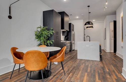 Castleberry Hill Apartment | New Construction Loft Style Spacious Lux Apt 201