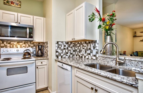 Clearwater Condo | NEW LISTING! AVALON - Newly renovated condo on ground floor with pool view.