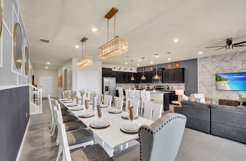 Davenport House | New Listing! Windsor Island, 10mi to Disney & 22mi to Universal - FS382048