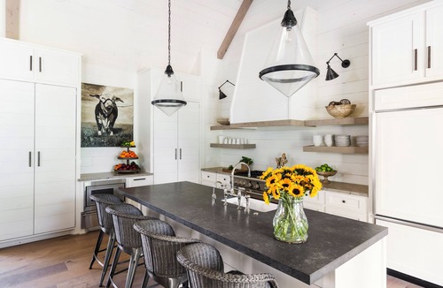 Round Top House | NEW Luxury Farm Retreat In the Heart of Round Top-Fire Pit, King Beds