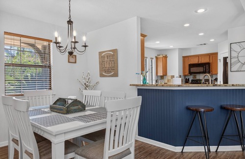 Point Venture House | New! Pool & Golf Course View + Patio