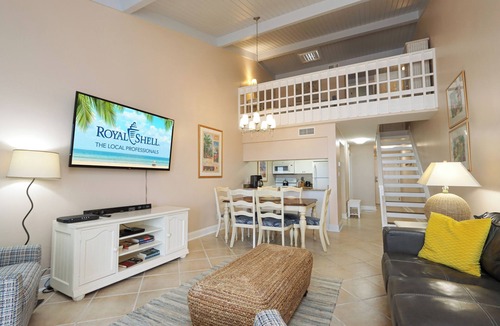 Captiva Condo | Newly Renovated, Two Bedroom, Gulf Front Condo with Loft - Beach Villa 2537