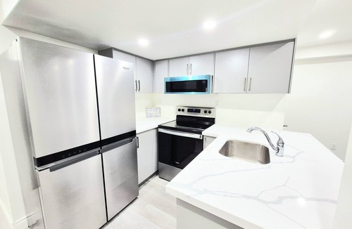 Thorold House | Niagara Cozzy Suite