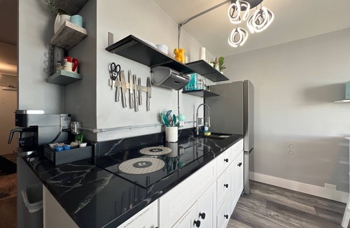 Lenox Park Condo | Ocean Front-Pool-Beach-Fun