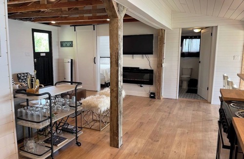 Tatamagouche Cottage | Oceanfront Cozy 2 bed Cottage in Brule Shore, pet friendly, firepit, heat/AC
