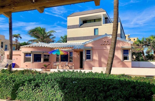 Hollywood House | OCEANFRONT Historical Home. DIRECTLY on Boardwalk and Beach 180 degree view