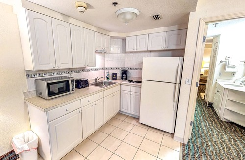 Ortona Park Condo | Oceanfront Studio w/Balcony & Resort Perks Near Boardwalk