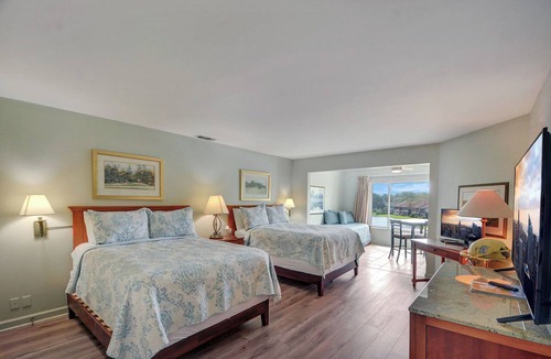 St. Simons Island Condo | On the Golf Course In Sea Palms with great views of course and lagoon!