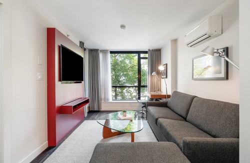Yaletown Hotel | One Bedroom Apartment in Downtown Vancouver