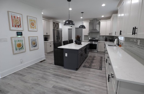 Church Street House | Orange on Knighton~Tranquil 4-bedroom house close to Hartsfield-Jackson Airport
