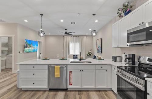 Port Charlotte Villa | Palm Bliss 3 bed 2 bath stylish and cozy