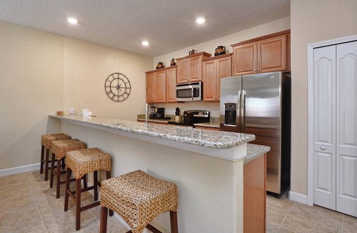 West Kissimmee House | Paradise Palms | Private Splash Pool & BBQ | 2 King Beds | Dog Friendly | Near Disney