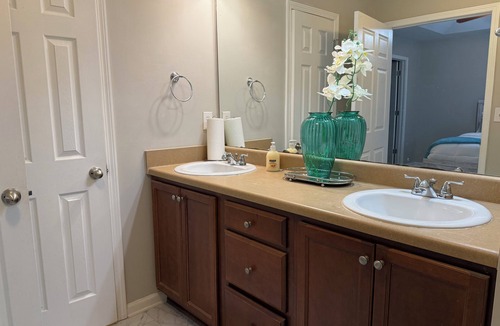 Covington House | Peace and Comfort in Convington