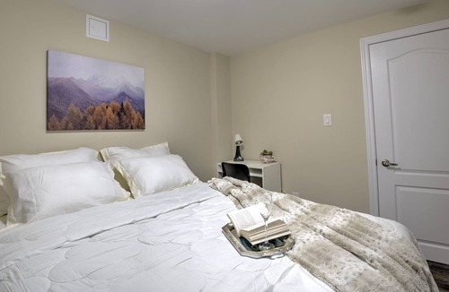 Erin Mills Apartment | Peaceful 2 BR Basement Stay: Your Getaway