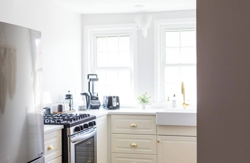 South Kansas City Apartment | Peaceful 3rd Floor Retreat | 61
