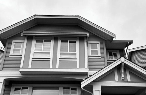 Maple Ridge House | Peaceful + Cozy Maple Ridge Hideaway | Home Away from Home