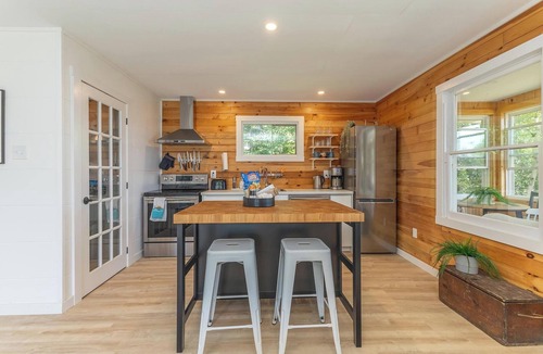 Malagash Cottage | Peaceful retreat on Nova Scotia's North Shore. Come Have A Splash in Malagash!