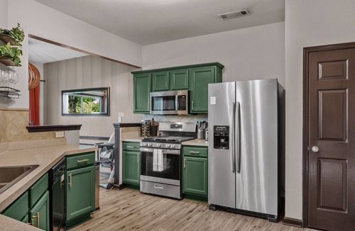 Gwinnett Place House | Perfect for big families. Toys & games included
