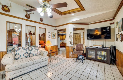 Allen House | Pet-Friendly Home w/Pool - 8 Mi to Central Plano!