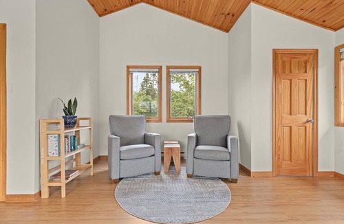 Big Lake House | Pet-friendly Lakefront Home w/Sauna. Close to Peggy's Cove, 40 Mins to Halifax.