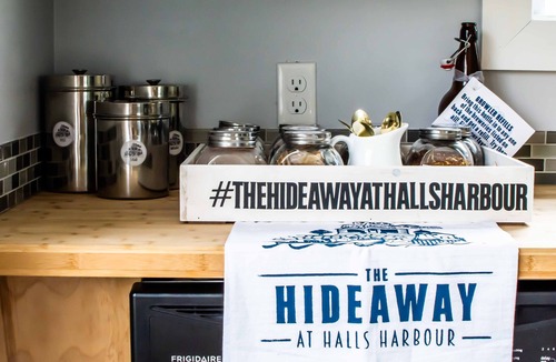 Hall's Harbour House | Picturesque, Authentic Bay of Fundy Seaside Experience