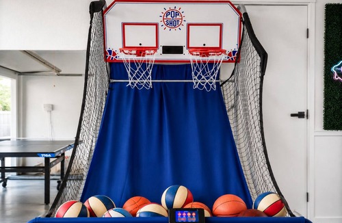 Plano House | Plano Luxury Retreat · Hot Tub · Theater · Game Room Dallas/Frisco Sleeps 8