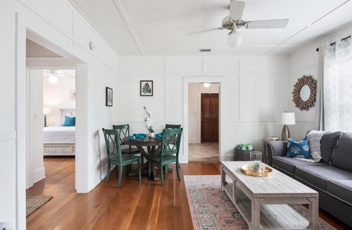 Uptown - Upper Duval House | Point Break Suites