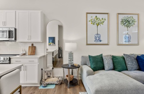 Chosewood Park House | Pool/5 Miles to the World Cup/EV Charger/Free Garage Parking/Outside Space/Pet Friendly