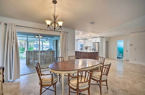 Central Naples Cottage | Pool Access & Beach Gear! Canalfront Naples Home