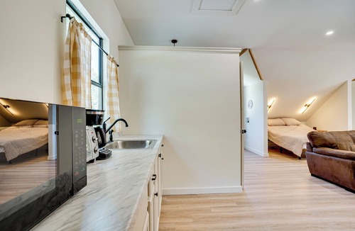 Weatherford Apartment | Pool, Fire Pit! Farm Retreat Near Dwtn Weatherford