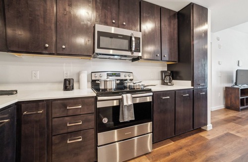 Marble Falls Apartment | Pool & Mins to Hospital! New Luxe Marble Falls Oasis