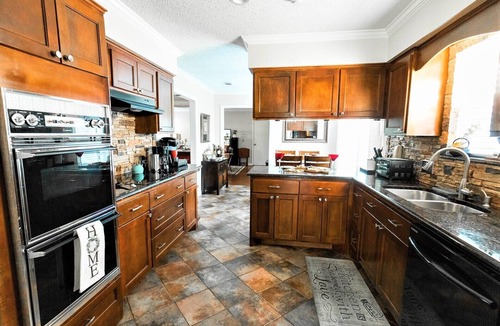 Plano House | Premier Secluded Oasis w/Diving Pool, Hot Tub, Koi Pond & Outdoor Shower