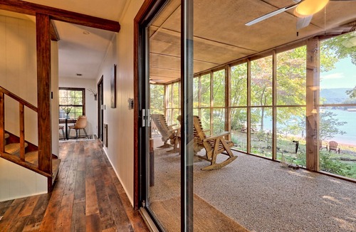 Hiawassee House | Private Dock, Mountain View, Lake Front, 2 kayaks, 2 SUPs, 1 canoe, Hot tub