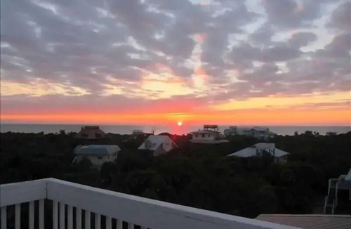 North Captiva House | Private Island Paradise: Pool, Golf Cart, 360 Views & Dog Friendly!