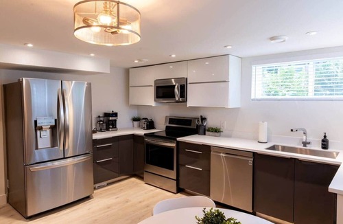 North End House | Private North End Suite Near Lake, Breweries and Downtown