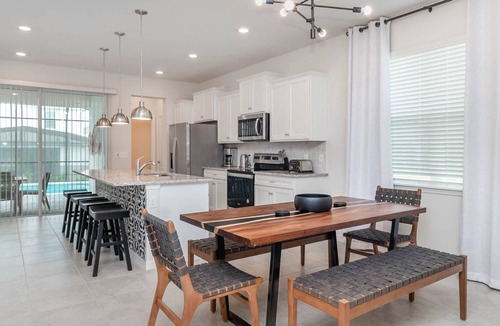 Davenport House | Private Pool and Spa/Games Room/Theatre/All En'Suites/Waterpark/Clubhouse/wifi