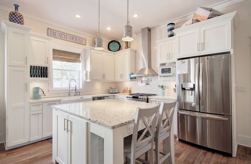 Santa Rosa Beach House | PRIVATE POOL/GOLF CART/SWING/ICE MAKER/BEACH CHAIRS & UMBRELLAS/PARKING 6 CARS