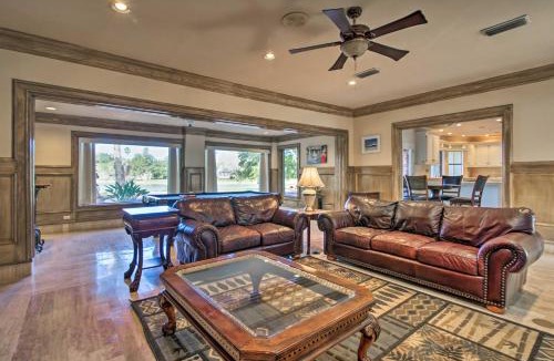 Harlingen House | Private Pool: Lakefront Harlingen Home