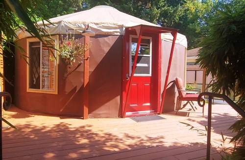 Davis Bay Cabin | Quiet, cozy, inspirational Yurt.
